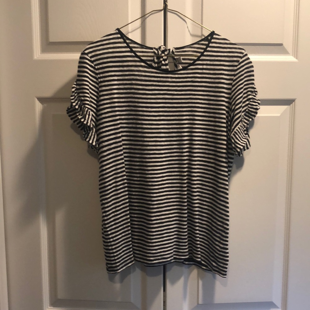 Vineyard Vines short sleeve with tie neck